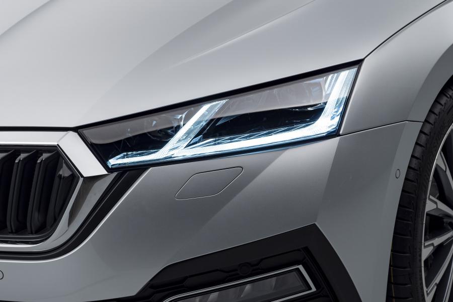 Детали экстерьера Skoda Octavia Combi 2020 года  (WW) (фото 46 из 69)